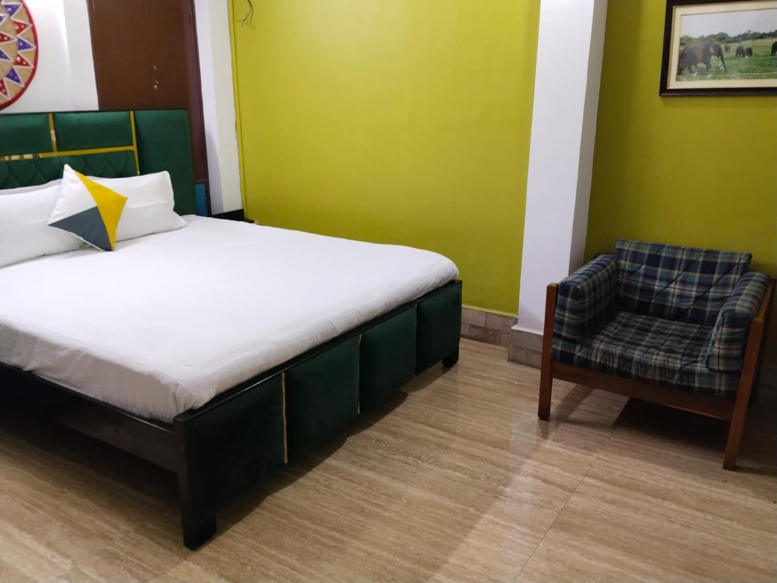 גווהטי The Palm Suites , Incredible North East Tourism , Couples & Family מראה חיצוני תמונה